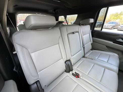 Used 2021 Chevrolet Suburban LT w/ LT Signature Package image 41