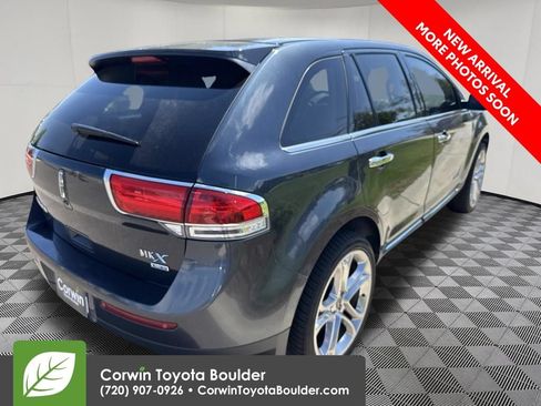 Used 2013 Lincoln MKX AWD image 7
