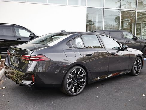 New 2026 BMW 530i w/ M Sport Package image 7