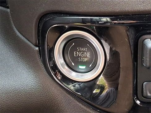 Certified 2025 Chevrolet Silverado 1500 RST image 28