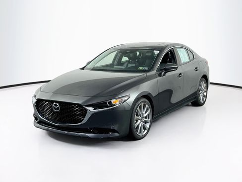 Used 2023 MAZDA MAZDA3 s FWD image 1