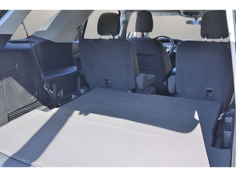 Used 2022 Ford Explorer XLT AWD/4WD image 17
