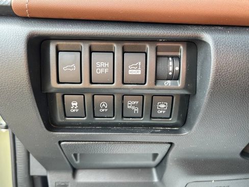 Used 2020 Subaru Forester Touring AWD/4WD image 21