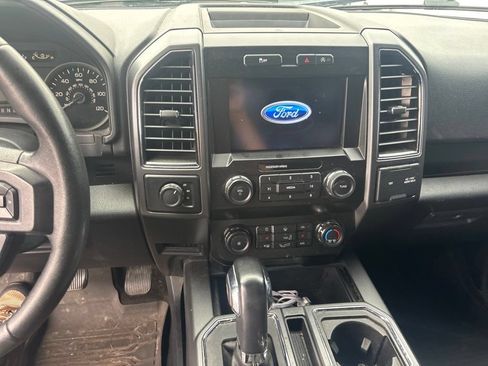 Used 2019 Ford F150 XLT w/ Equipment Group 302A Luxury AWD/4WD image 10