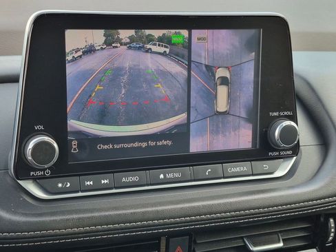 Used 2021 Nissan Rogue SL FWD image 19