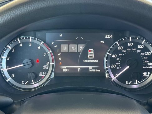 Used 2023 Toyota Highlander L FWD image 22