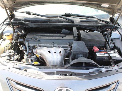 Used 2009 Toyota Camry LE FWD image 23