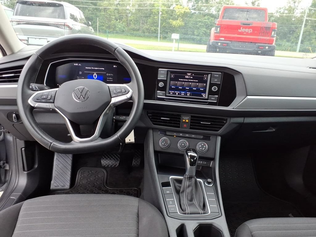 Used 2024 Volkswagen Jetta S FWD image 6