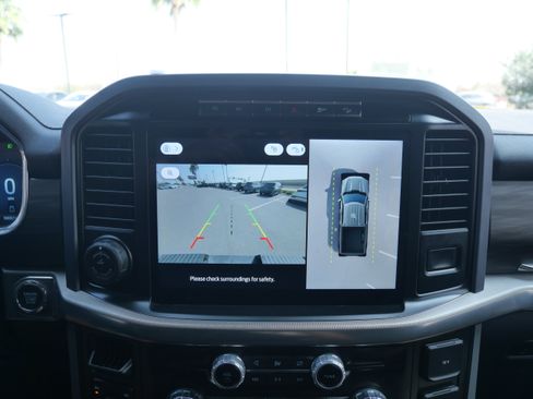 Used 2024 Ford F150 Lariat w/ FX4 Off-Road Package image 15