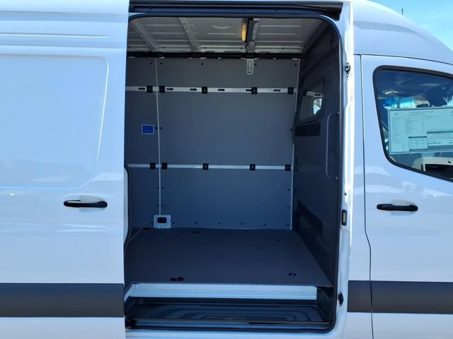 New 2026 Mercedes-Benz Sprinter 2500 image 23