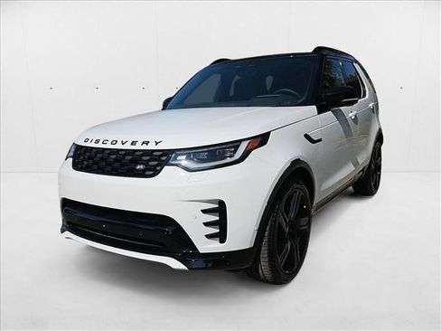 New 2024 Land Rover Discovery Dynamic SE image 1
