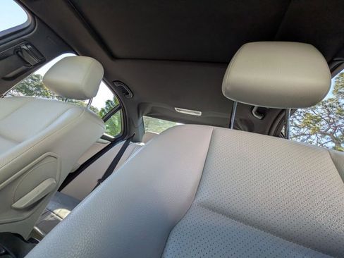 Used 2012 Mercedes-Benz C 300 Sport image 16