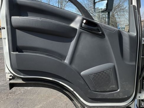 New 2024 Chevrolet Low Cab Forward image 11