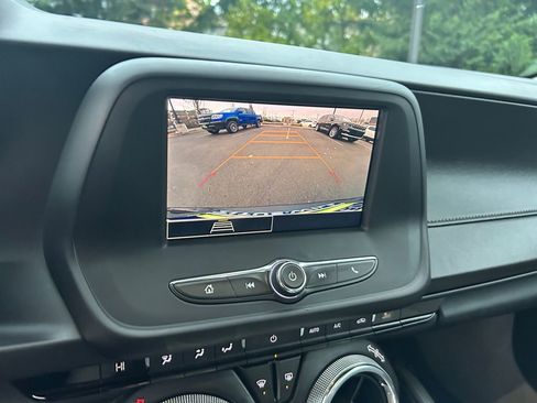 Used 2022 Chevrolet Camaro LT image 19