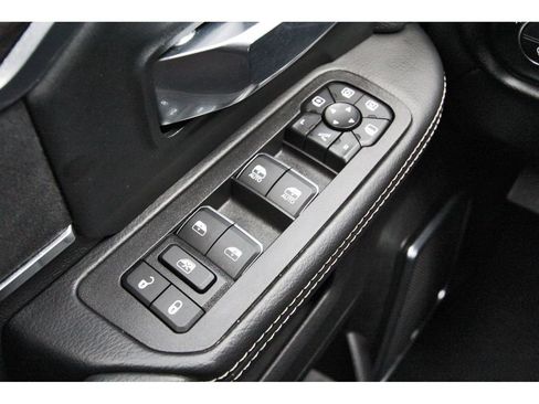 Used 2025 RAM 2500 Laramie w/ Night Edition AWD/4WD image 19