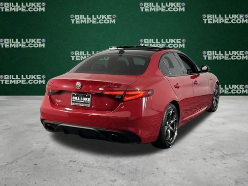 Used 2023 Alfa Romeo Giulia Estrema image 6