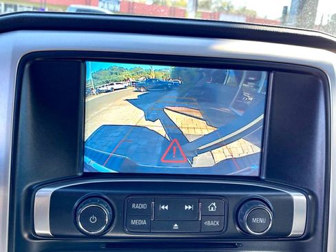 Used 2018 GMC Sierra 1500 SLT image 15