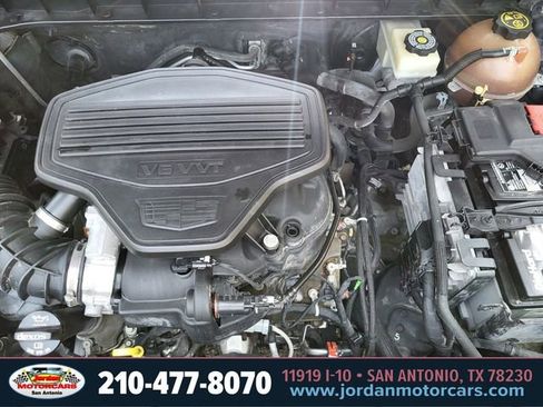 Used 2017 Cadillac XT5 Luxury w/ Driver Awareness Package FWD image 31
