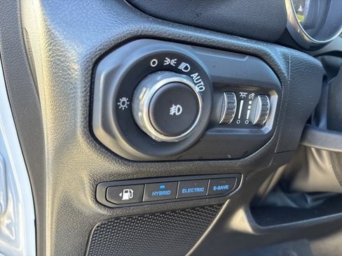 Used 2022 Jeep Wrangler Unlimited Rubicon 4xe w/ Cold Weather Group image 25