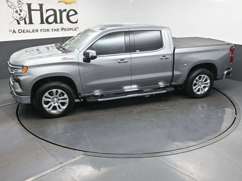 Used 2025 Chevrolet Silverado 1500 LTZ AWD/4WD image 57
