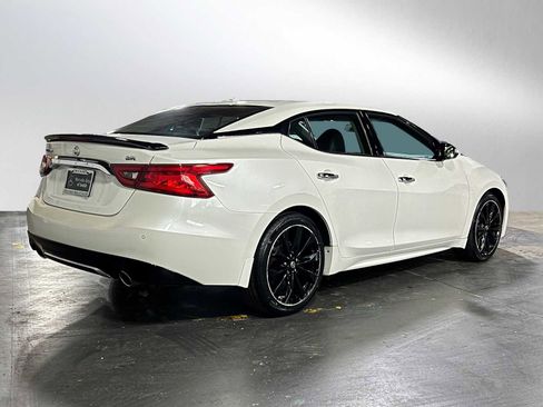 Used 2017 Nissan Maxima SR w/ Midnight Edition image 3