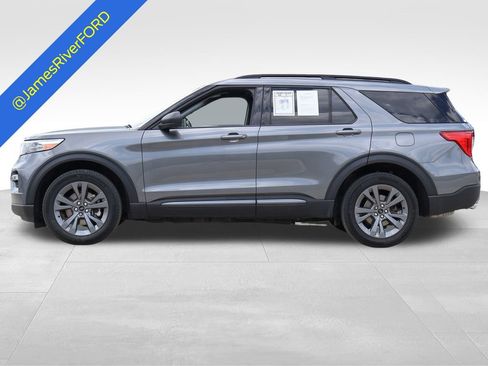 Certified 2023 Ford Explorer XLT w/ Equipment Group 202A AWD/4WD image 2