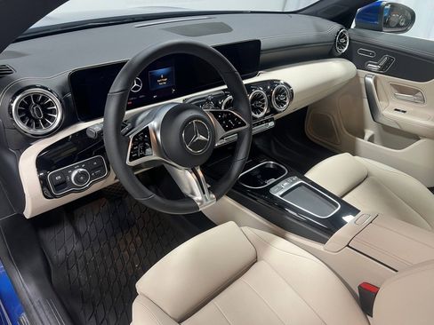 Used 2025 Mercedes-Benz CLA 250 4MATIC image 21