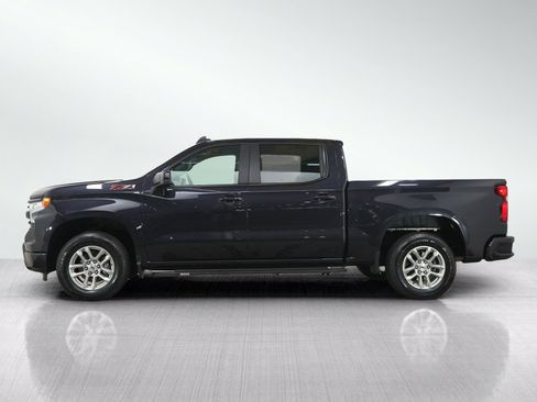 Used 2024 Chevrolet Silverado 1500 RST w/ Z71 Off-Road Package AWD/4WD image 2