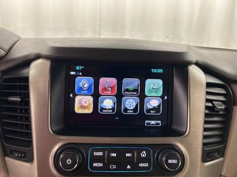 Used 2020 GMC Yukon Denali w/ Denali Premium Package image 15