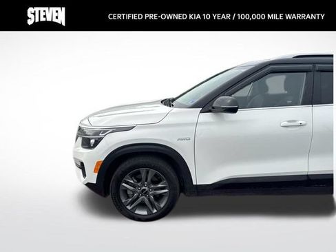 Certified 2023 Kia Seltos S w/ Navigation Package AWD/4WD image 2