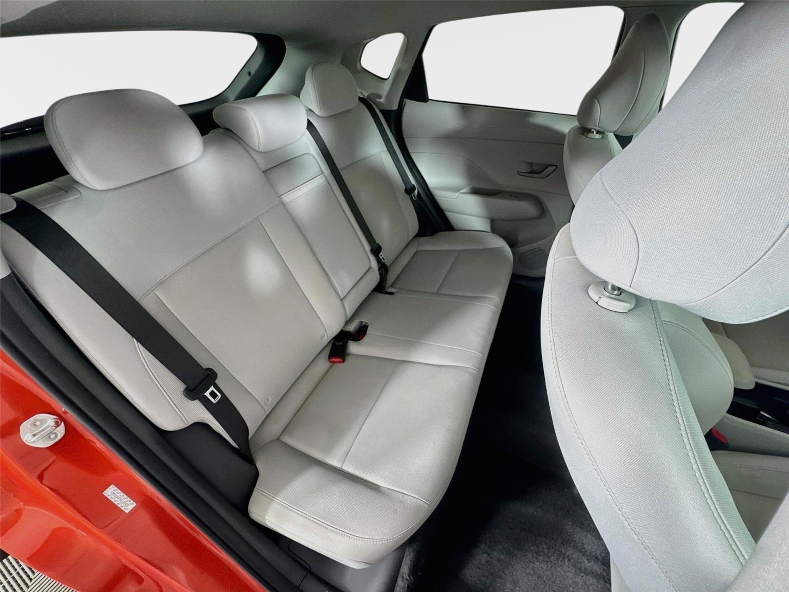 Certified 2024 Hyundai Kona SEL FWD image 25
