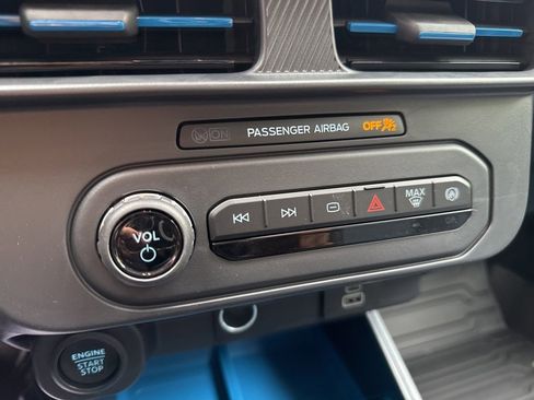 New 2025 Ford Maverick XLT w/ Equipment Group 301A image 33