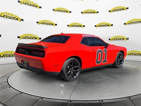 Used 2021 Dodge Challenger SXT w/ Blacktop Package image 5