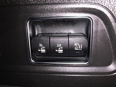 Used 2022 Mercedes-Benz GLS 450 4MATIC image 63