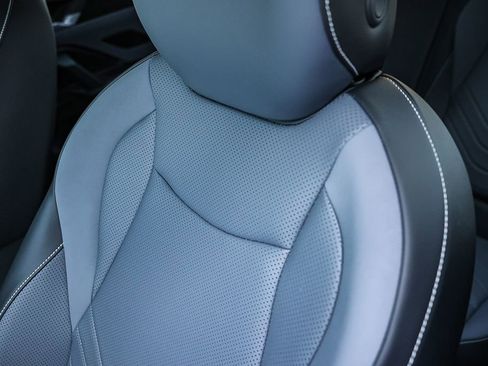 New 2026 Volkswagen Tiguan SE image 38