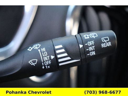 Certified 2023 Chevrolet Traverse RS image 11