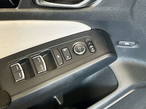Used 2024 Honda Civic EX image 17