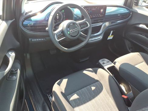 New 2026 FIAT 500 e w/ Comfort Group FWD image 16