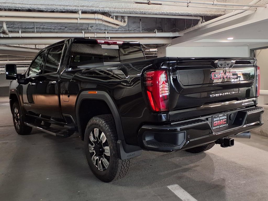 New 2026 GMC Sierra 2500 Denali w/ Max Trailering Package AWD/4WD image 10