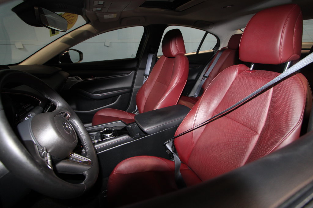 Used 2023 MAZDA MAZDA3 s AWD/4WD image 4