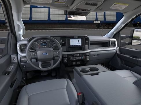 New 2026 Ford F350 XL w/ FX4 Off-Road Package AWD/4WD image 9