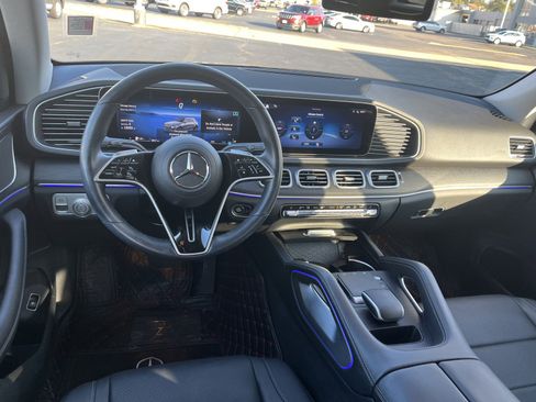 Used 2024 Mercedes-Benz GLE 350 4MATIC image 16