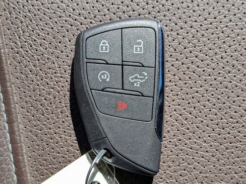 Used 2024 GMC Sierra 2500 Denali w/ Technology Package image 31