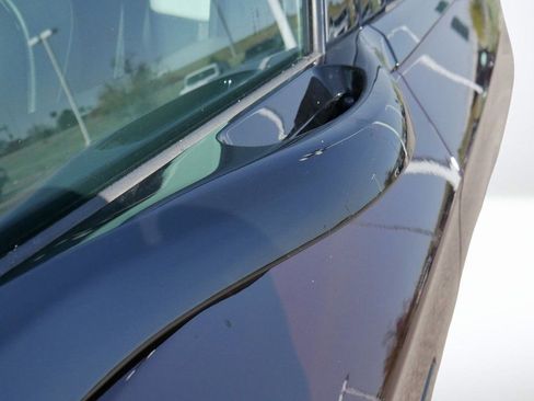 Used 2024 Lincoln Nautilus Reserve w/ Equipment Group 203A image 16