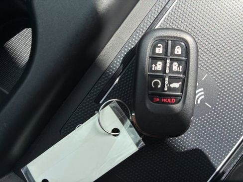 Used 2026 Honda Odyssey EX-L image 26