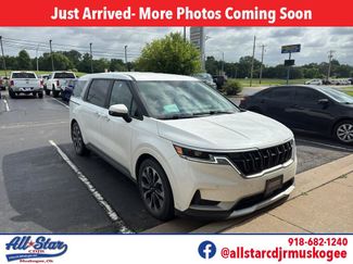Used 2024 Kia Carnival EX FWD video 1
