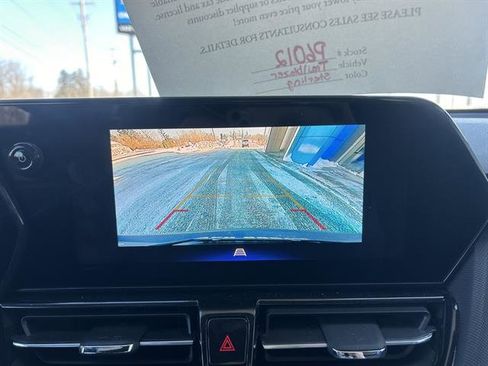 Used 2025 Chevrolet TrailBlazer RS w/ Driver Confidence Package image 18