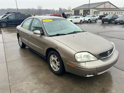 Used 2005 Mercury Sable LS image 3
