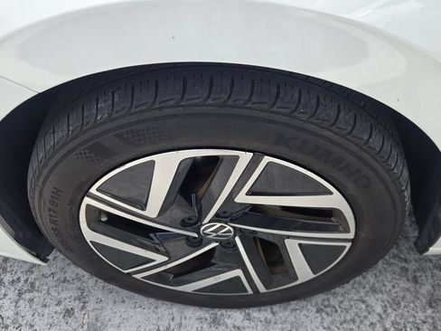 Used 2023 Volkswagen Jetta SEL FWD image 7
