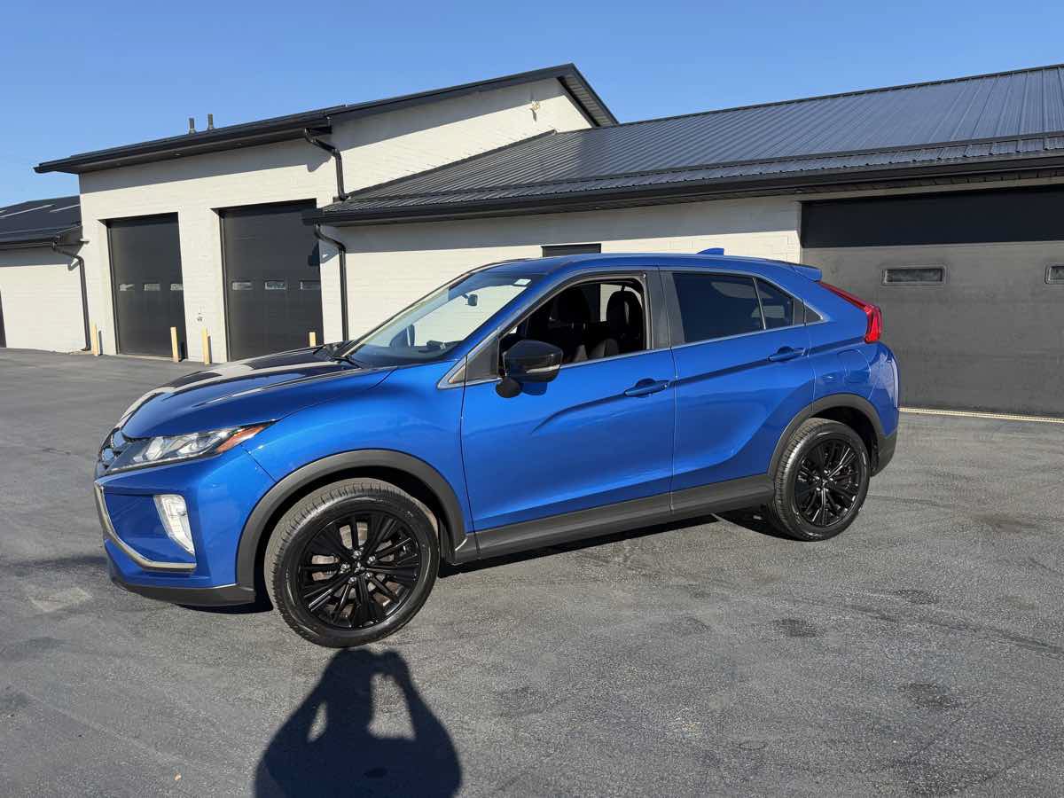 Used 2018 Mitsubishi Eclipse Cross LE AWD/4WD image 2